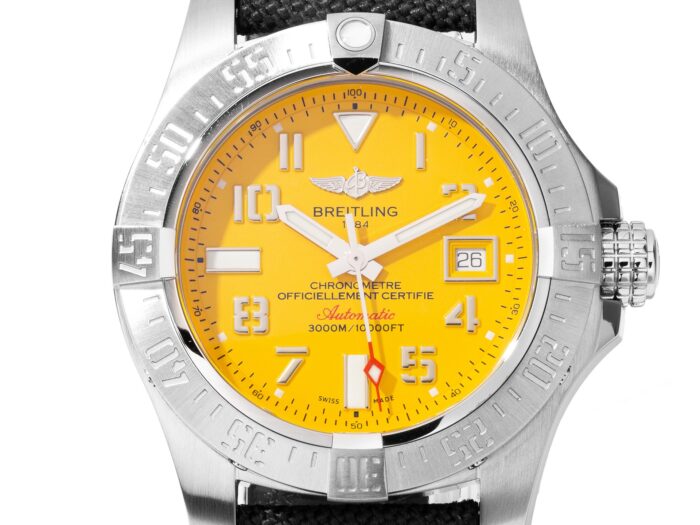 Breitling Avenger II Seawolf 44mm A17331101I1W1 - Image 2