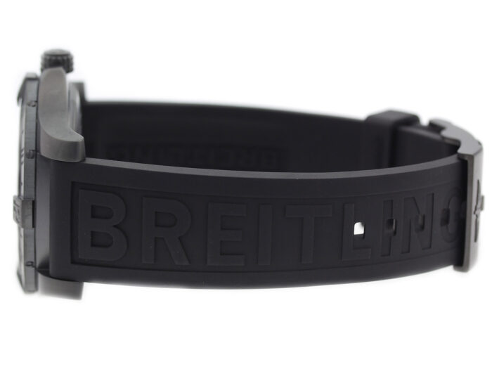 Breitling Avenger II GMT M3239010/BF04 - Image 6