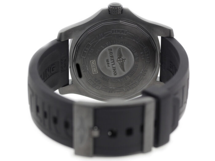 Breitling Avenger II GMT M3239010/BF04 - Image 8