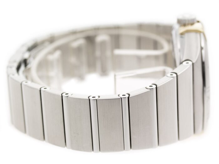 Omega Constellation 38mm 123.20.38.21.02.005 - Image 6