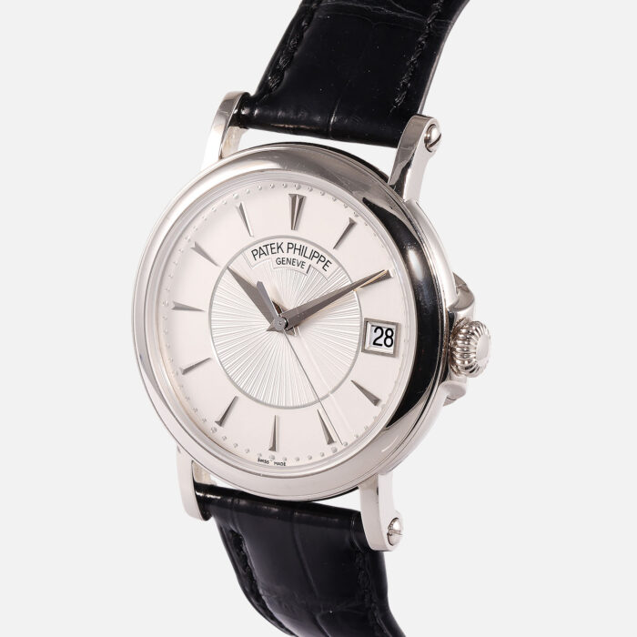 Patek Philippe Calatrava Officers Watch 5153G-010 - Image 3