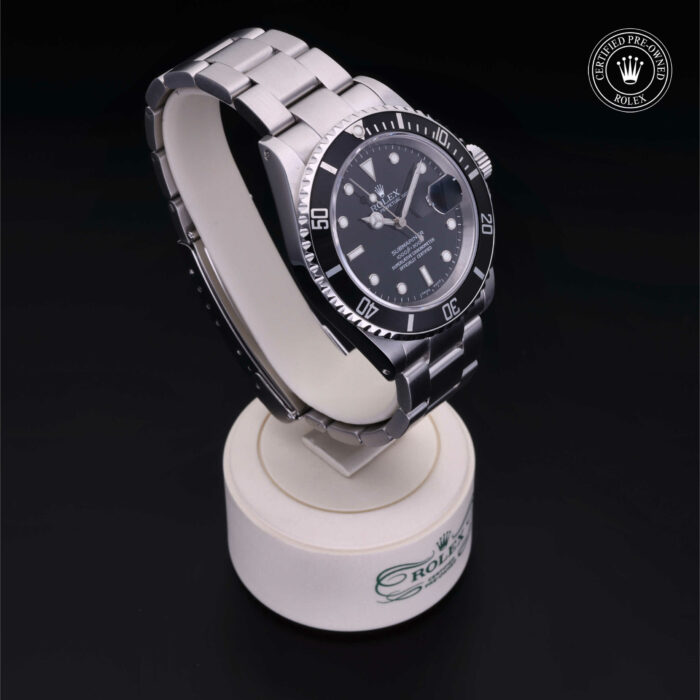 Oyster Perpetual  Submariner Date 16610 - Image 5