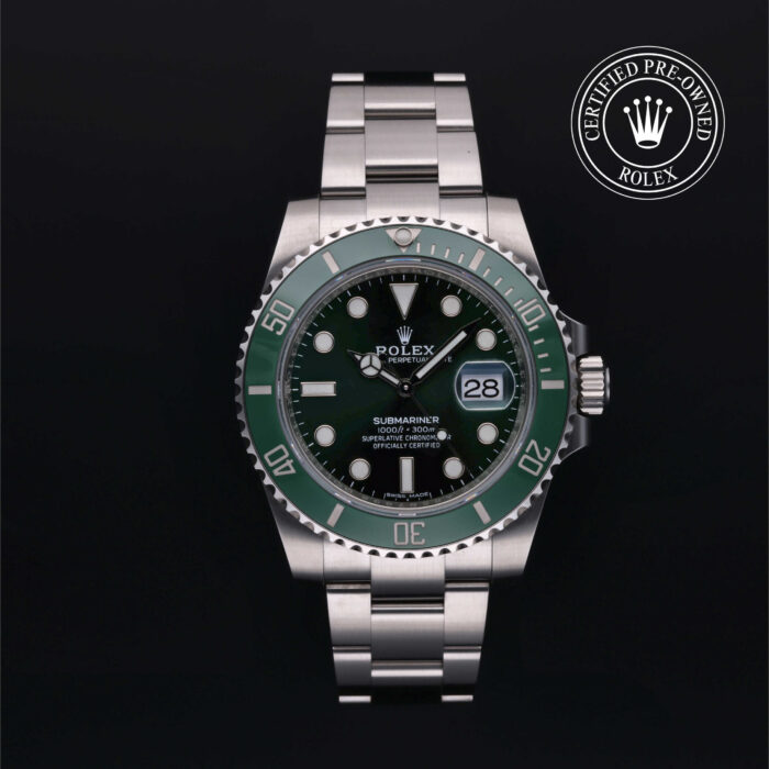 Oyster Perpetual  Submariner Date 116610LV