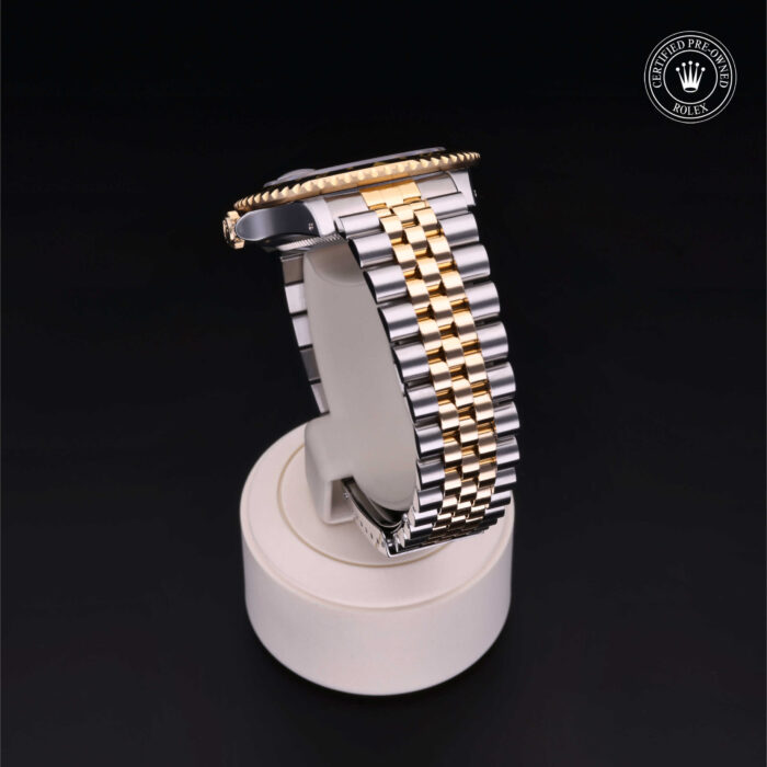 Oyster Perpetual  GMT-Master II 16713LN - Image 4